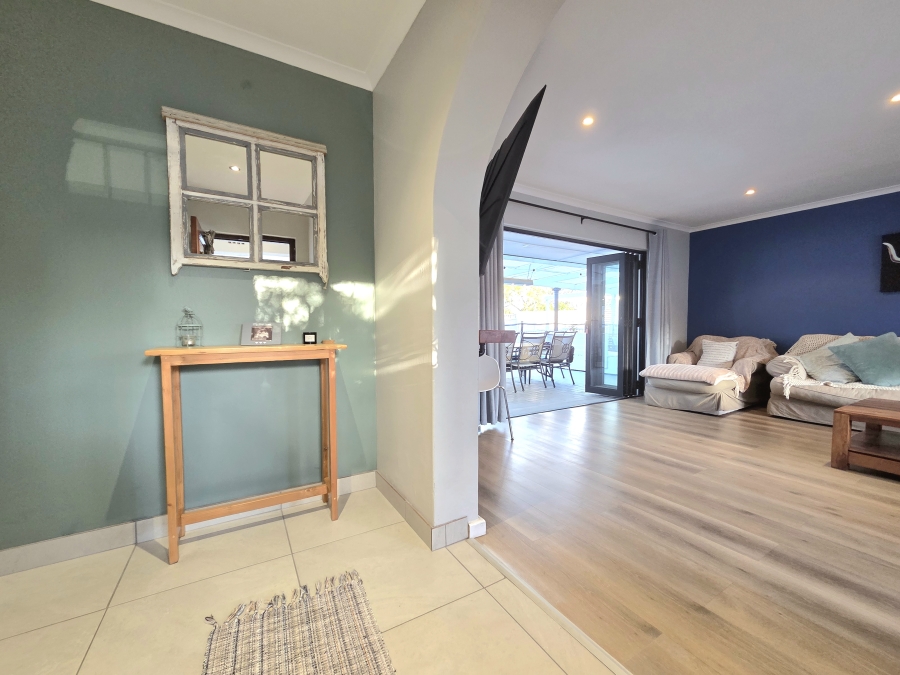 5 Bedroom Property for Sale in Eversdal Western Cape